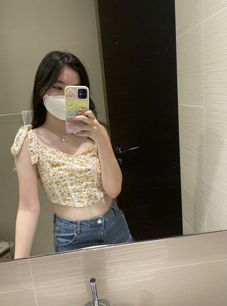 cutiebrookex model perfect image