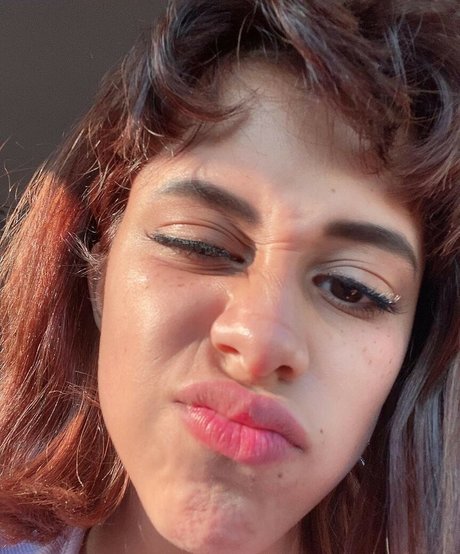 Littlebunnygirl best model pic