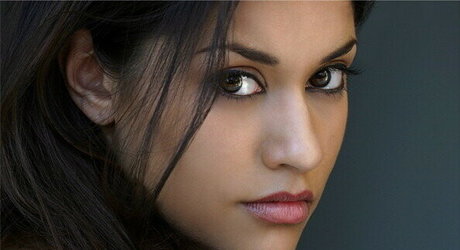 Janina Gavankar star beautiful photo