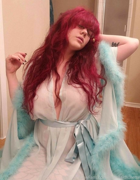 Mermaid Lunette naked model galleries