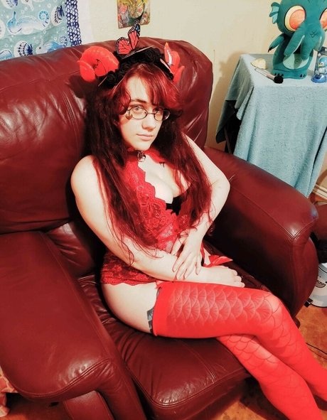 Mermaid Lunette naked model img