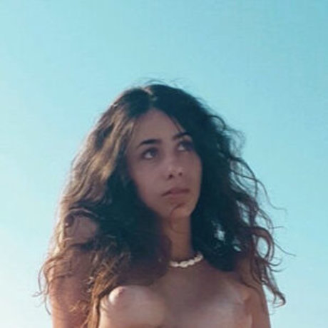 andreea baby lapin star pornographic gallery