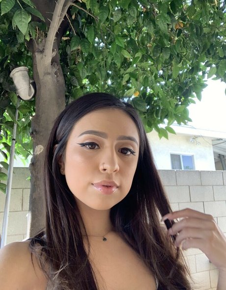 Unique Palacios model erotic pics