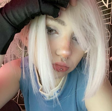 Puddlebunnu naked actress galleries