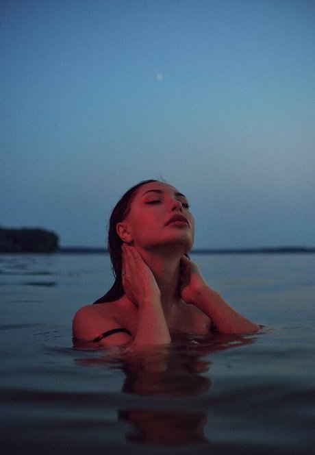 Kristina Azaronak pornstar high quality images