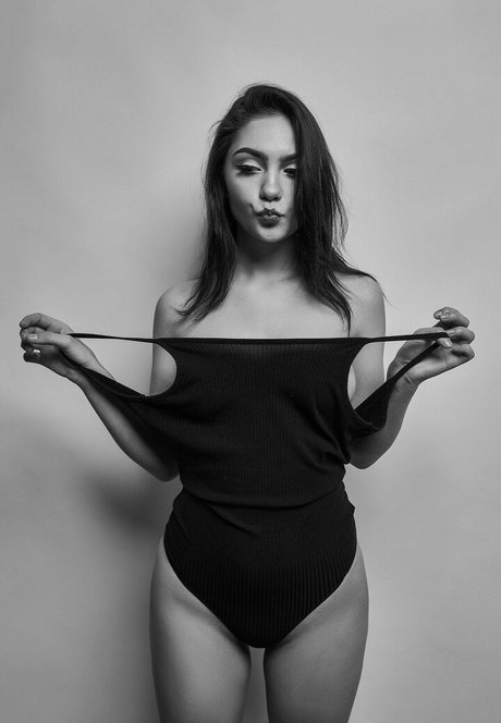 Kristina Azaronak model exclusive images