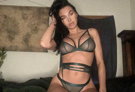 summerfoxfox star exclusive gallery