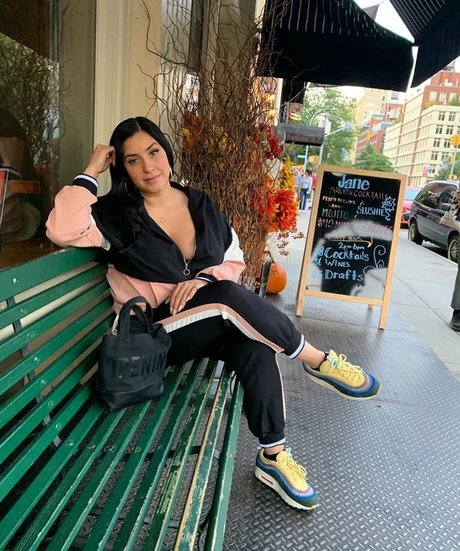 Laura Stylez star sex img