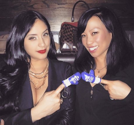 Laura Stylez nice pornstar pics