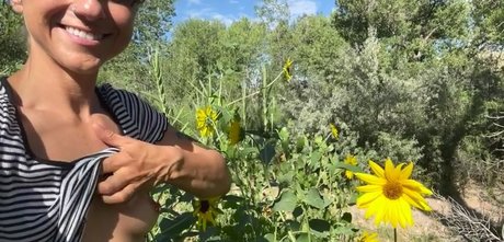 mature wife onlyfans exclusive gallery