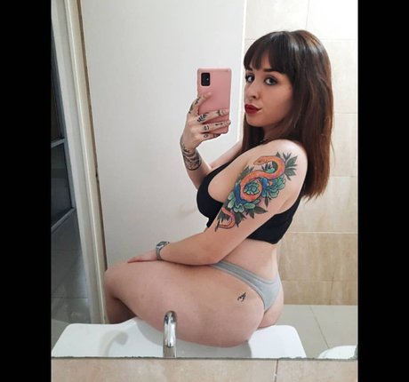 trans free onlyfans pretty pics