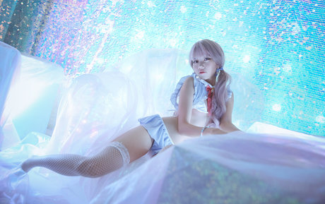 tinneh naked model pics