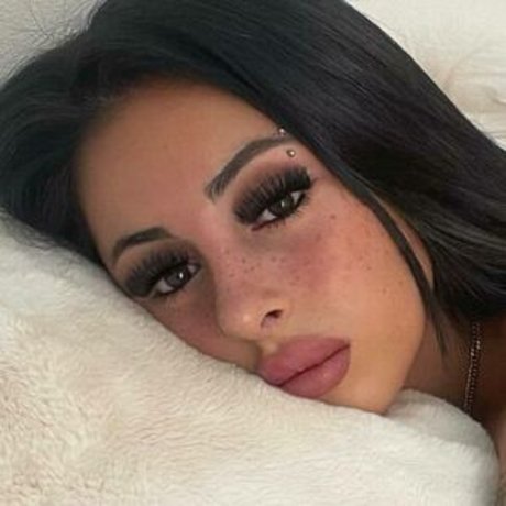 Emibecerra pornstar pretty archive