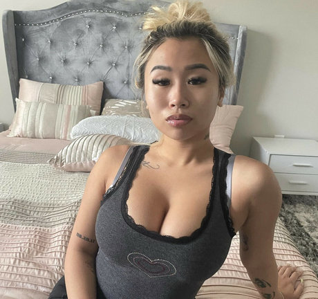 Tawnivo hot actress pictures