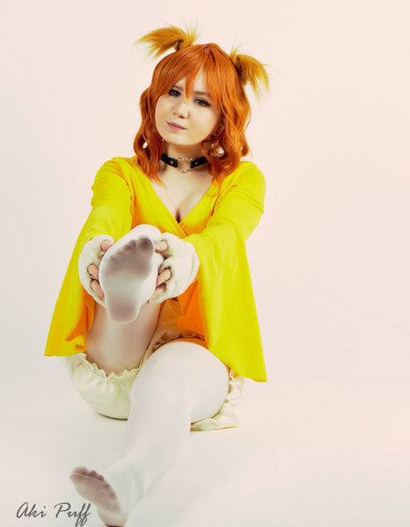 aki puff model erotic archive