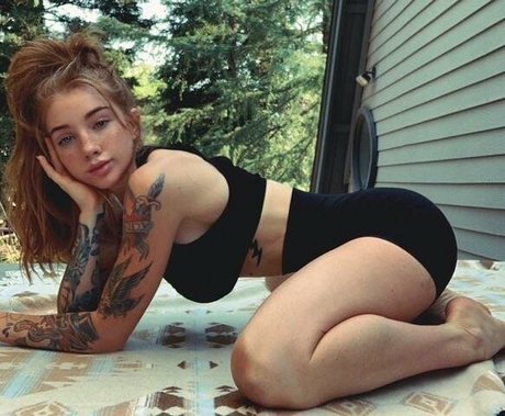 Diana Deets art star archive