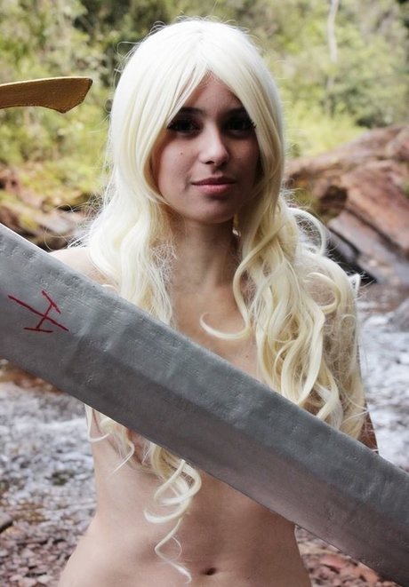 Concrete Beach sex model pic