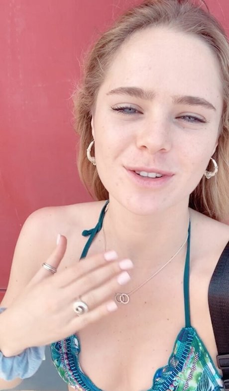 Inna Moll art model pics