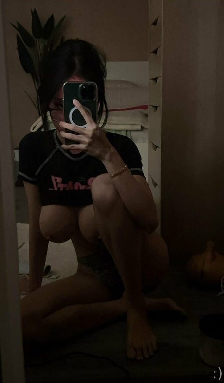 non nude onlyfans free xxx photos