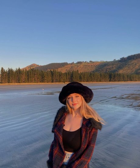 Ruby Pearl Esler hot star galleries