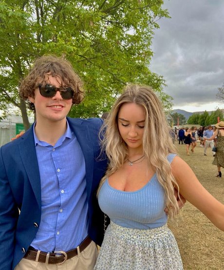 Ruby Pearl Esler model hot photo