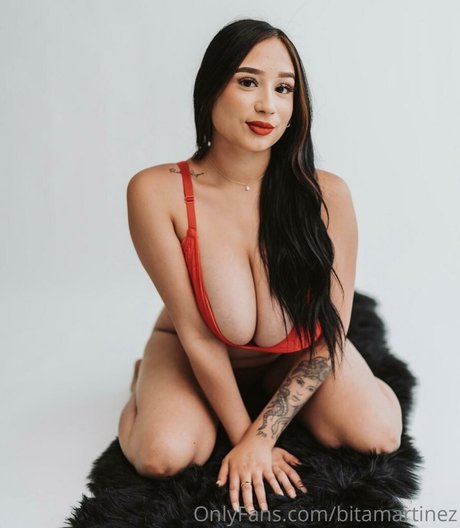 european onlyfans sexy nudes pics