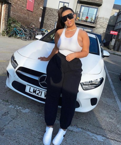 busty solo onlyfans top archive