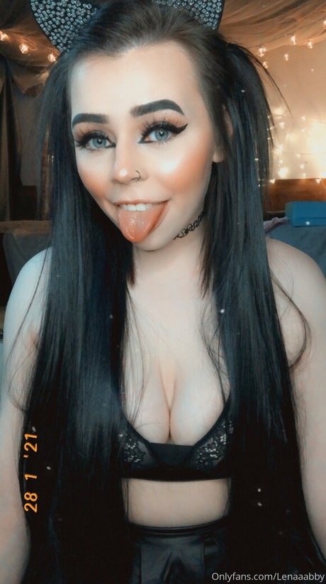 Lenaaabby erotic star pics