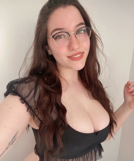 Maydarlingx nudes pornstar image