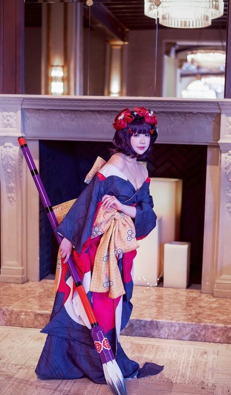 tsikyo naked star gallery