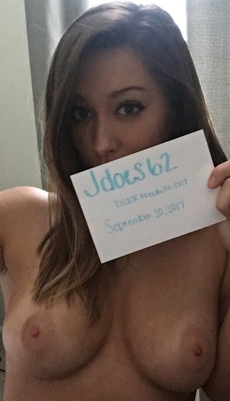 marineste art actress pics