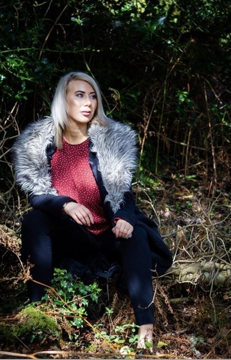 GailScott nude model pic