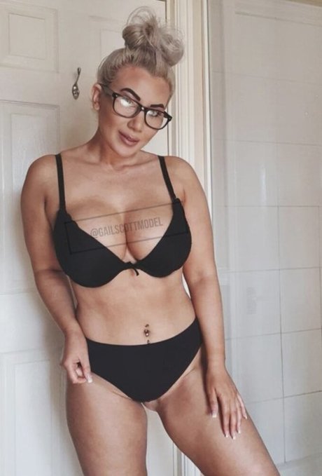 GailScott star porn photo