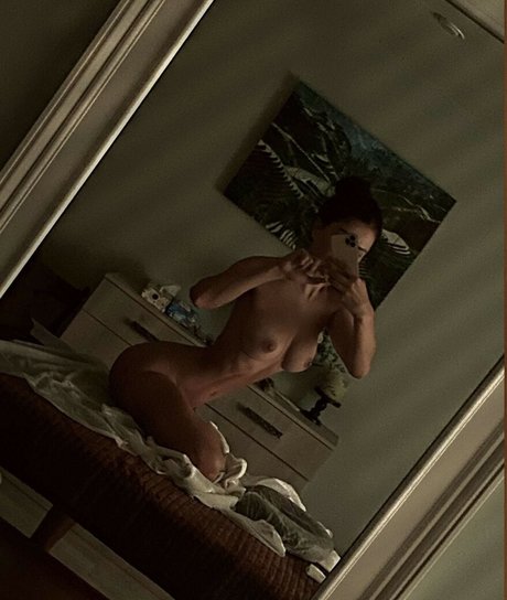 Miratwitch pornstar adult pics