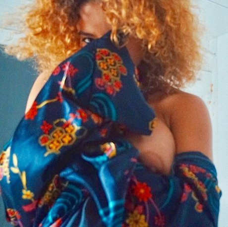 Crystal Westbrooks porn actress galleries