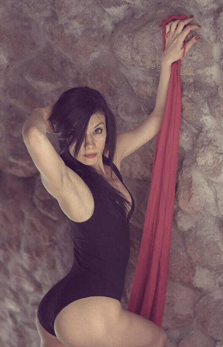 Asra Tin xxx model photo