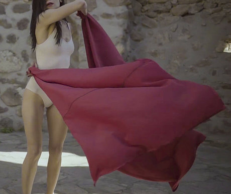 Asra Tin star hd pics