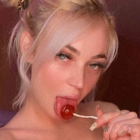 flat chested onlyfans perfect gallery