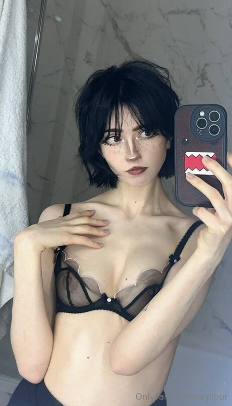 urplpur star top pic