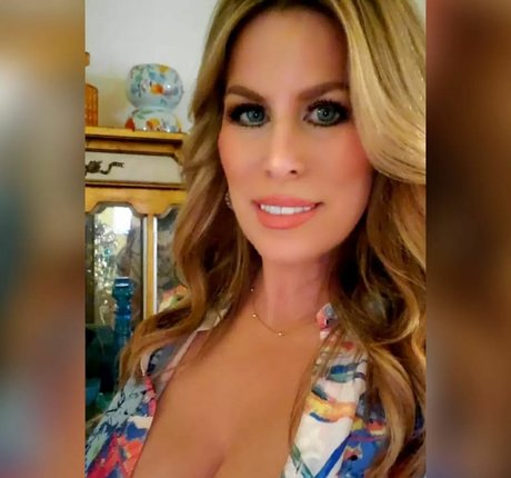 Alexa Andrews star porn image