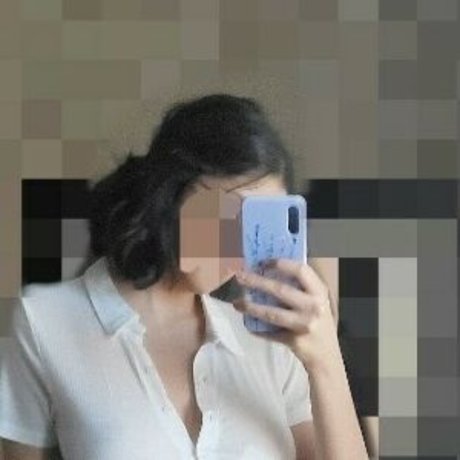 british blonde onlyfans adult pic