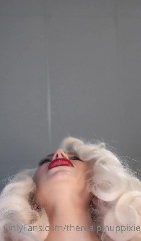 Pineup Pixie pornstar art pictures