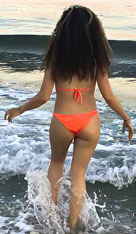 Aysegul Akyuz star perfect galleries