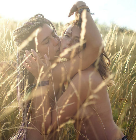 Aysegul Akyuz naked actress gallery