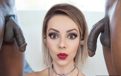 Sandy Lima model images