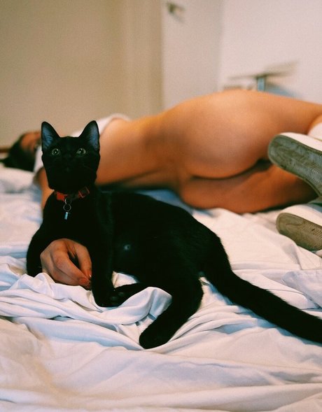 Maria Jose Vargas high quality model image