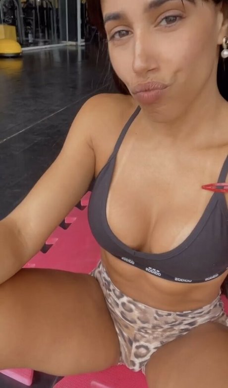 MC Naninha pretty pornstar images