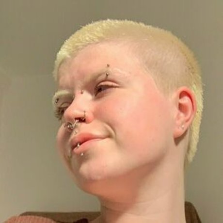 Ezra Butler nice pornstar photo