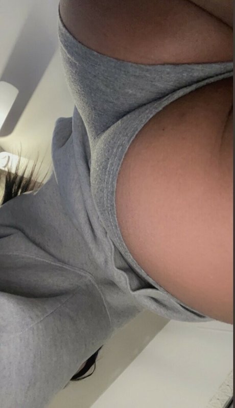 Aurora Garcia star pretty img