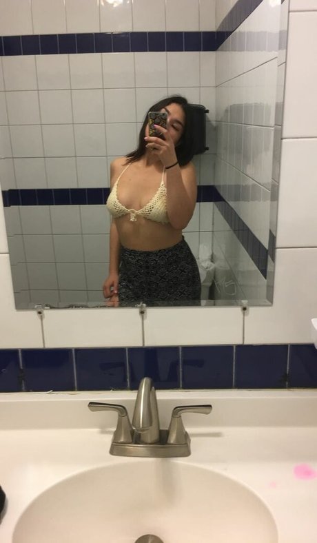 Sofia Addotta model naked image